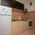 Апартаменты Robinson Srdelica *
