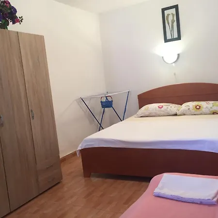 Robinson Srdelica Lägenhet *