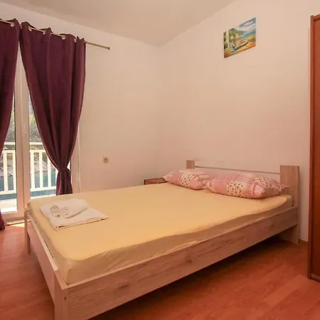 Robinson Srdelica Lägenhet *