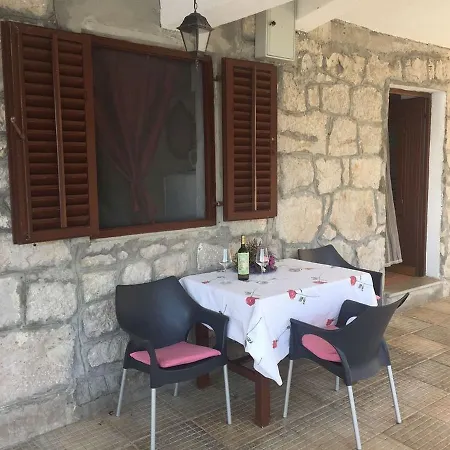 Robinson Srdelica Lägenhet