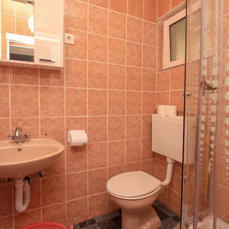 Robinson Srdelica Lägenhet Bogomolje