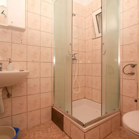 Robinson Srdelica Lägenhet Bogomolje